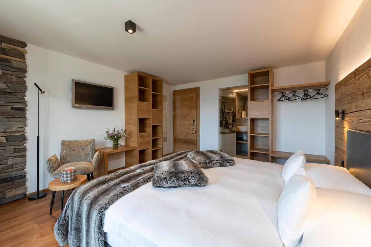 Berghotel Tgantieni Лензерхайде Екстериор снимка